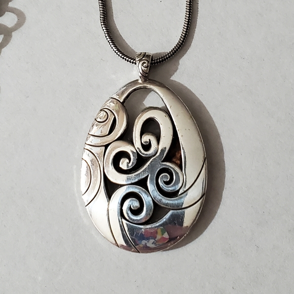 Brighton Mingle Scroll reversible necklace silver snake chain 18" - Picture 2 of 12